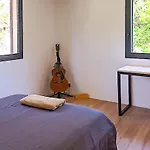 3 Bedroom Gorgeous In Giens