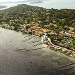 3 Bedroom Gorgeous In Giens Hyeres