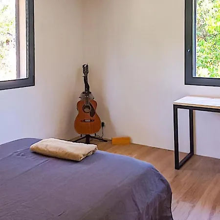 3 Bedroom Gorgeous In Giens