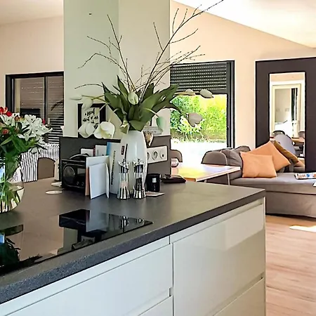 Casa de Férias 3 Bedroom Gorgeous In Giens Hyères