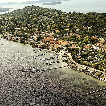 3 Bedroom Gorgeous In Giens Hyères