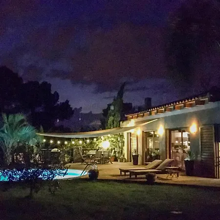 3 Bedroom Gorgeous In Giens