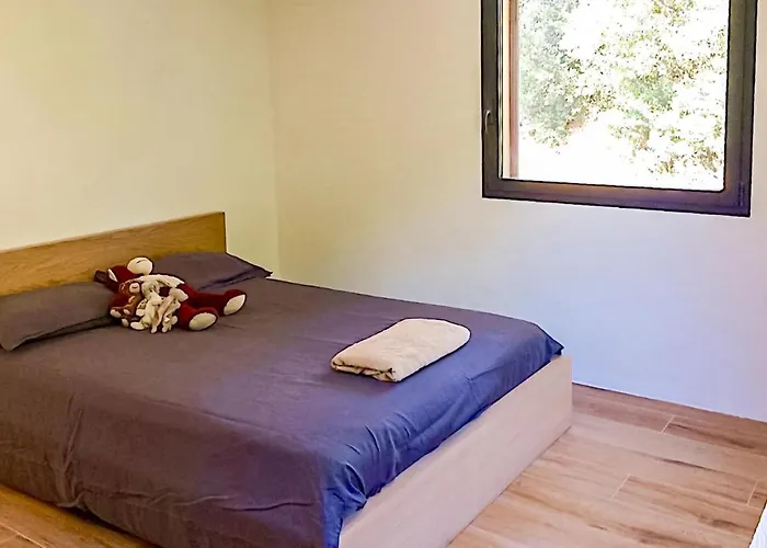 3 Bedroom Gorgeous In Giens