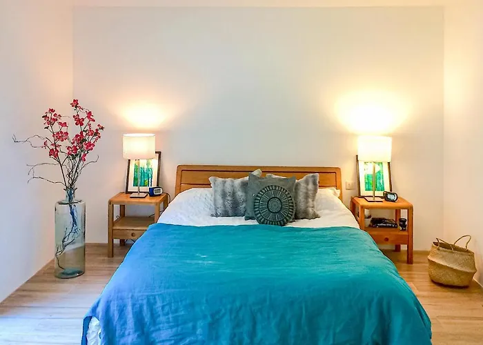 Casa vacanze 3 Bedroom Gorgeous In Giens *