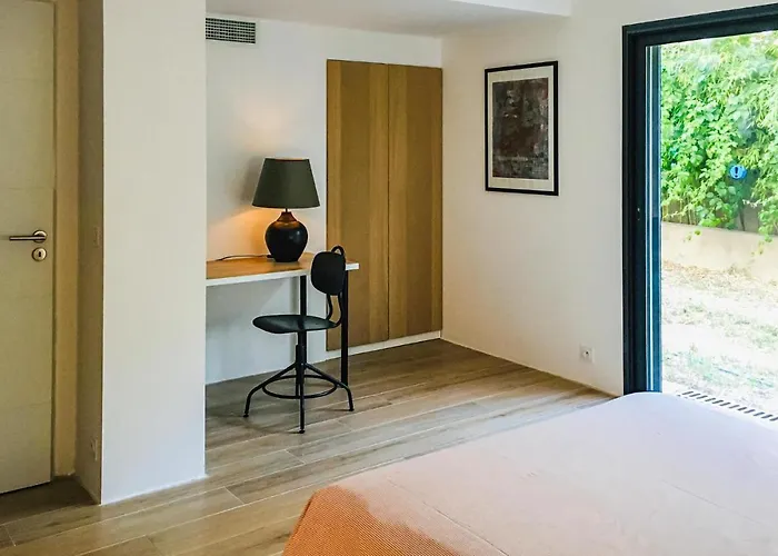 3 Bedroom Gorgeous In Giens Casa vacanze