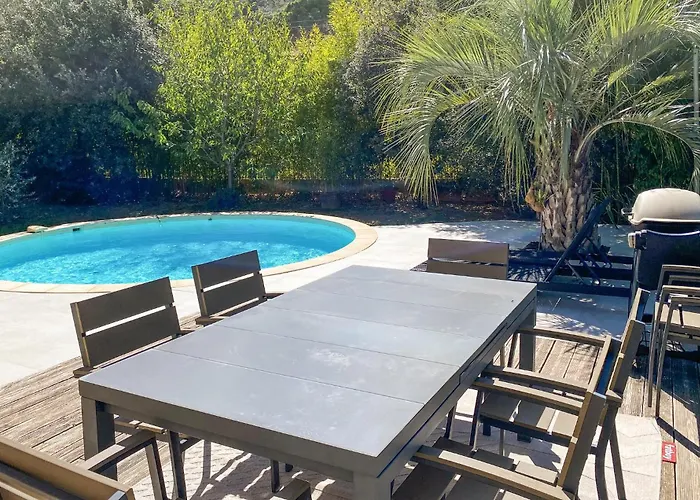 3 Bedroom Gorgeous In Giens Casa vacanze *